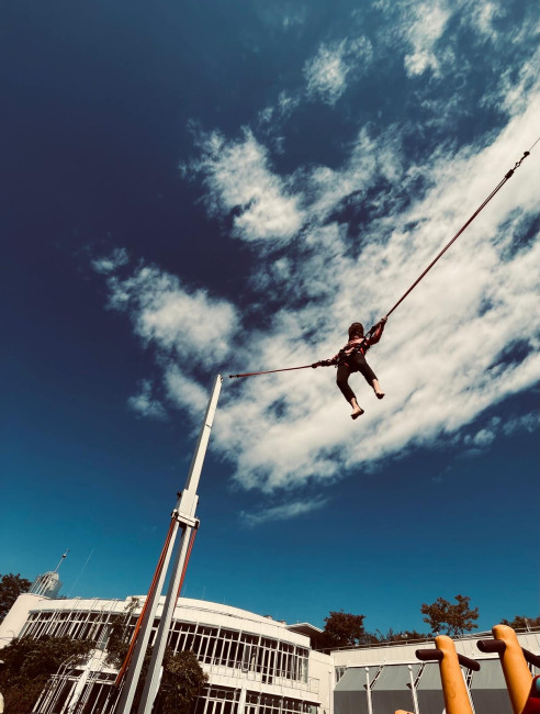 Trampolinspringen bei KiKuCo im Rosengarten